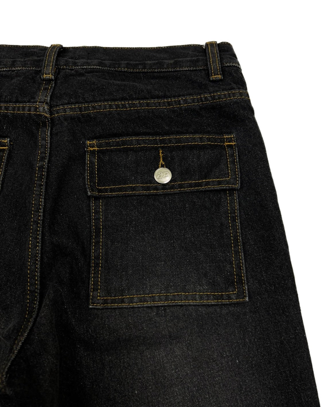 flared jeans